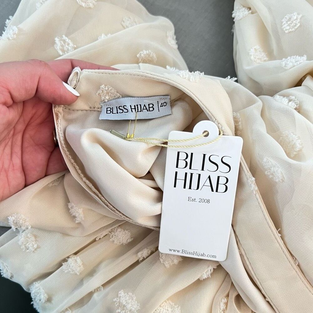 Bliss Hijab NWT ivory EVA MAXI DRESS - EMBOSSED DOTS size 40 or large - Picture 10 of 13